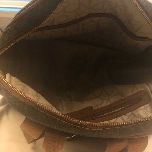 Calvin Klein’s signature backpack - Picture 3 of 6